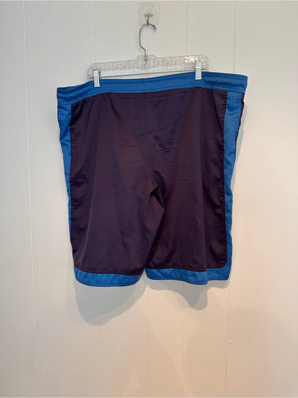 Nike Men’s XL Swim Trunks Purple Blue Colorblock Board Shorts